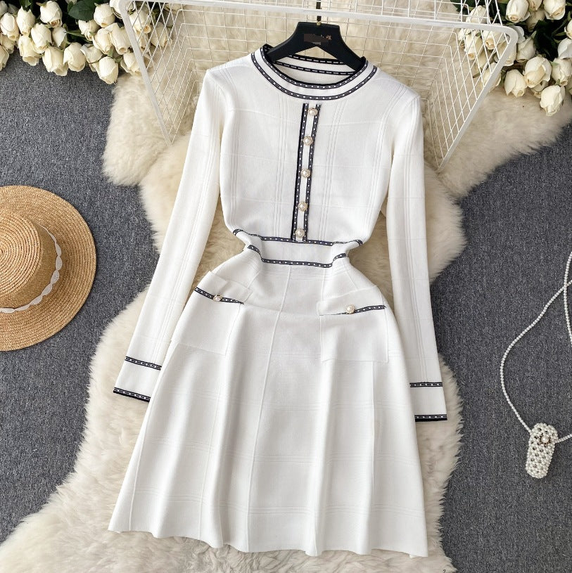 Crew-neck Long-sleeve Figure-flattering Knit Dress
