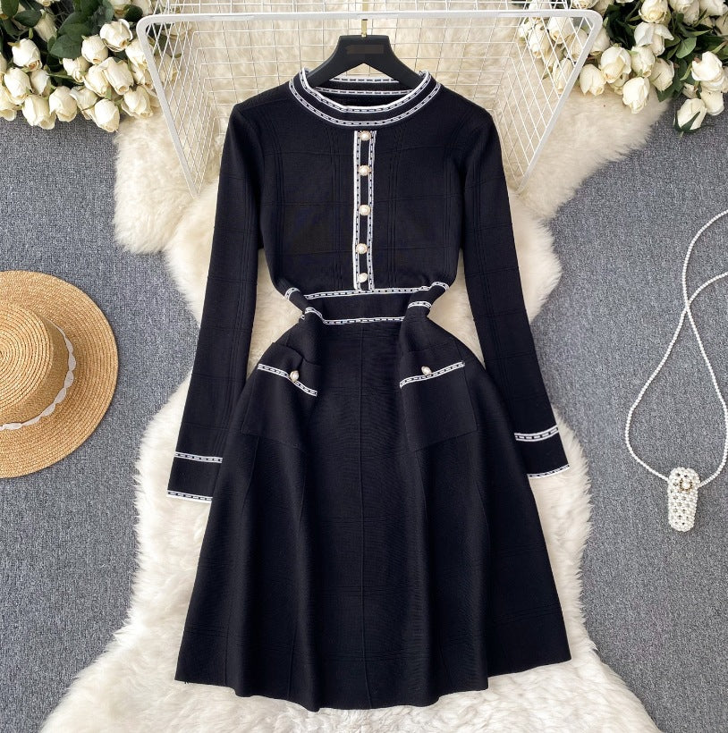 Crew-neck Long-sleeve Figure-flattering Knit Dress