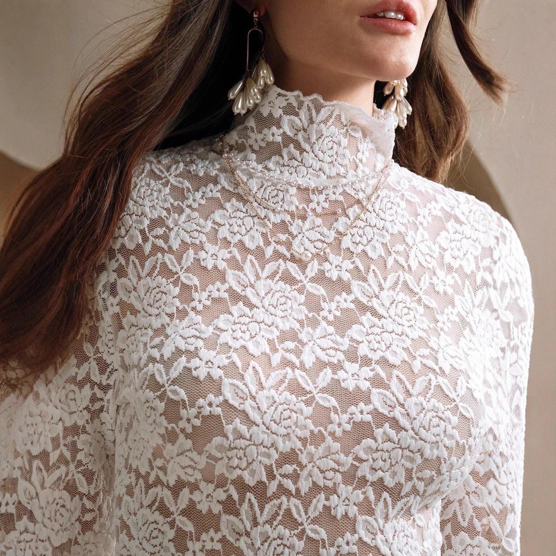 Women's French-style Lace Long-sleeve Top